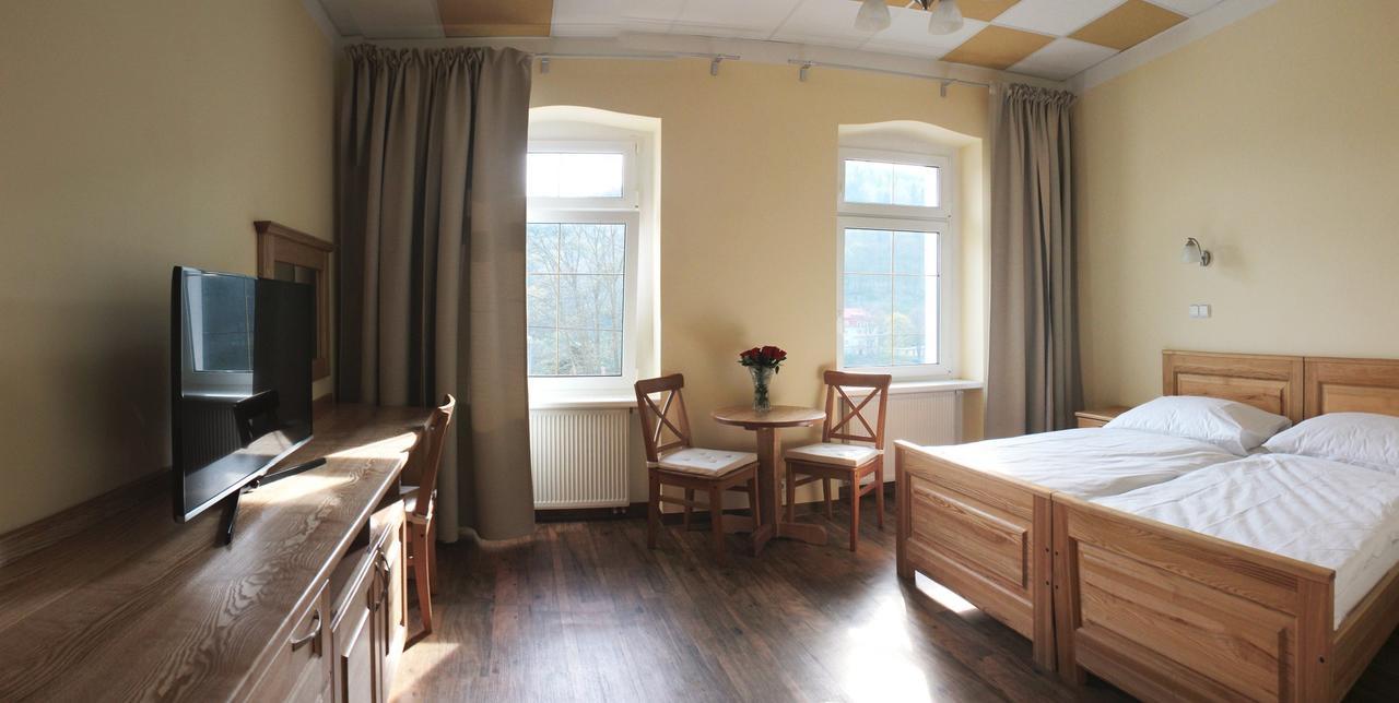 Hotel Orix Jáchymov Dış mekan fotoğraf