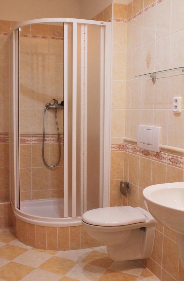 Hotel Orix Jáchymov Dış mekan fotoğraf