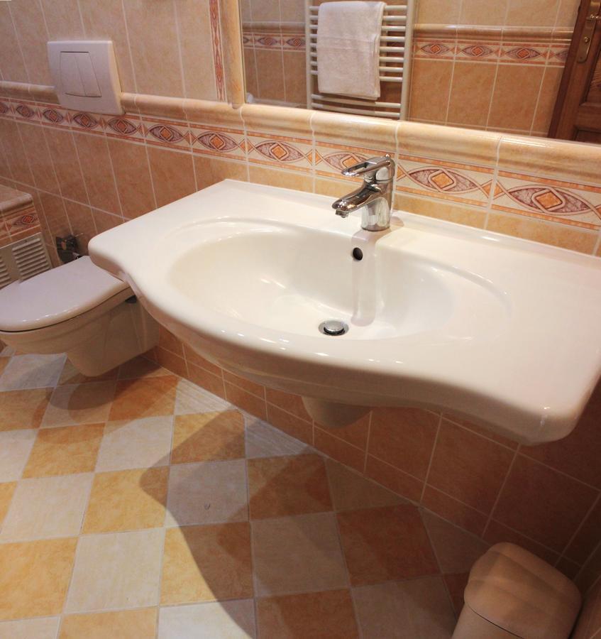 Hotel Orix Jáchymov Dış mekan fotoğraf