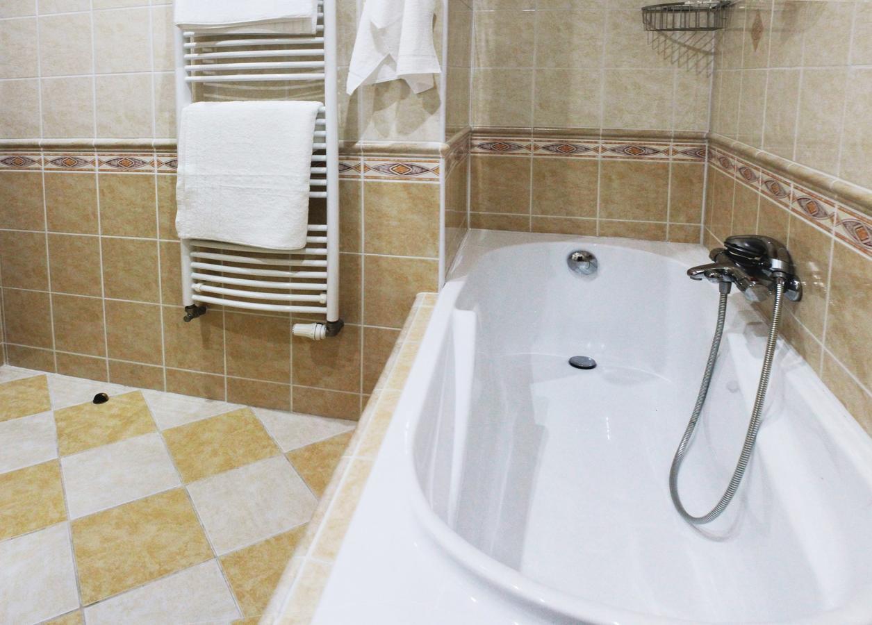 Hotel Orix Jáchymov Dış mekan fotoğraf