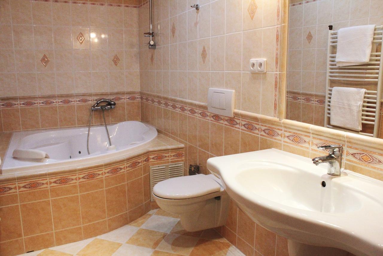 Hotel Orix Jáchymov Dış mekan fotoğraf